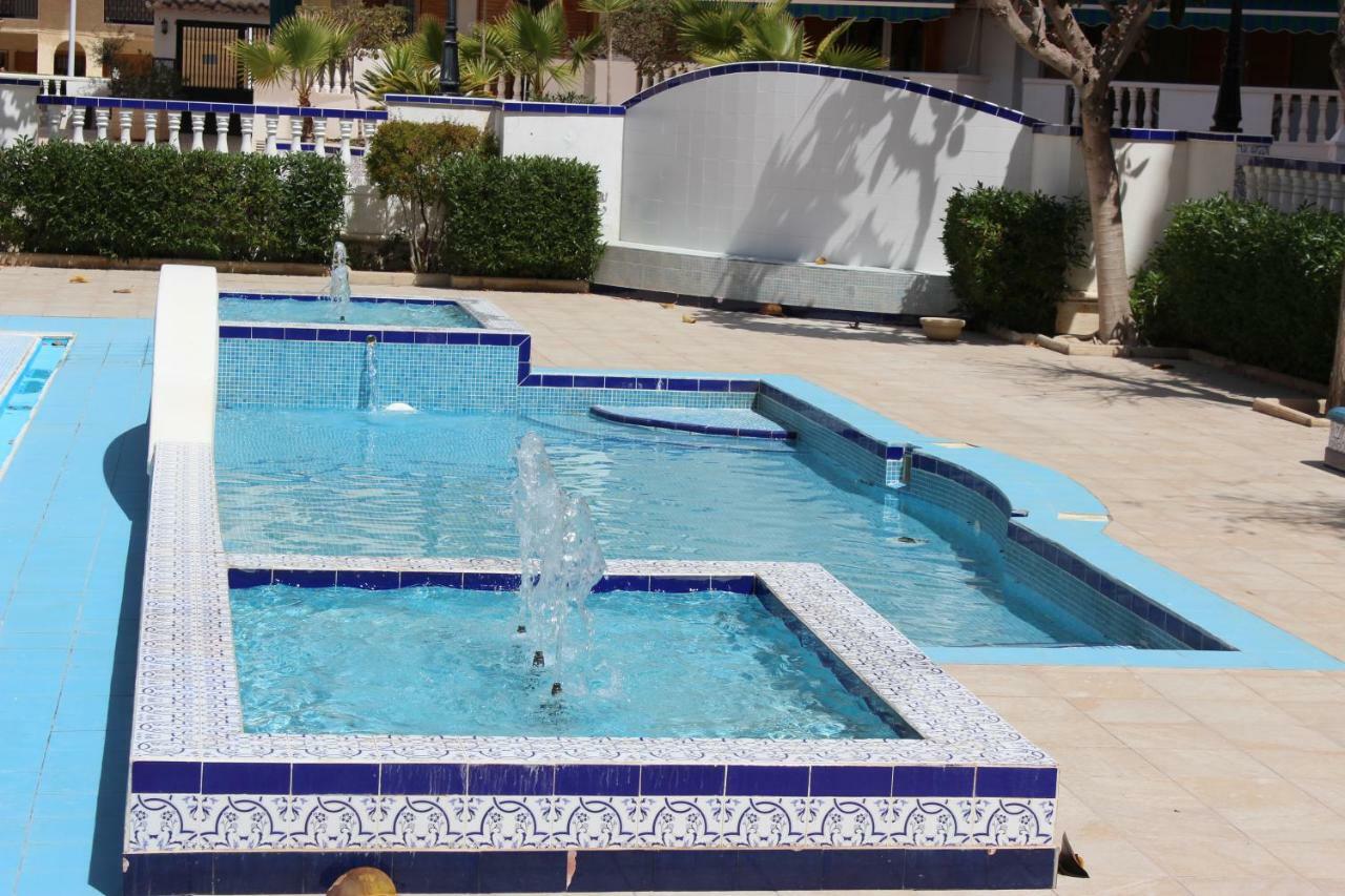 Ferienwohnung Апартамент Vinamar 6 Torre La Mata Exterior foto