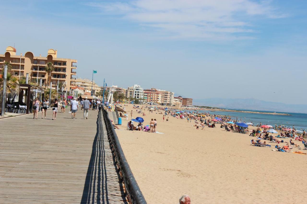 Ferienwohnung Апартамент Vinamar 6 Torre La Mata Exterior foto
